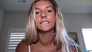 College Girlfiend Gets Her Face Covered in Cum!