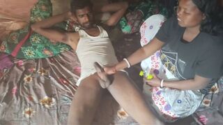 Pados ki bhabhi Ne chudai ki sote samay