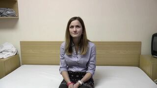 Amateur Teen Fuck and Blowjob First Time