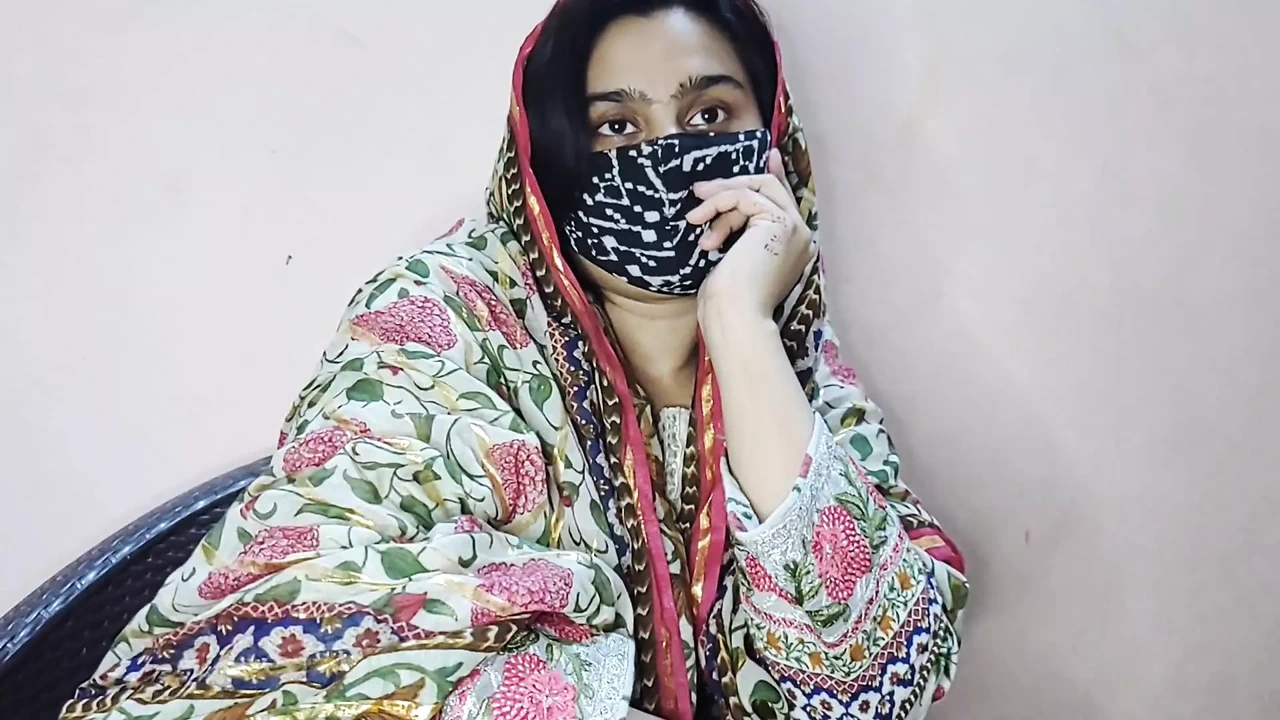 Bari Baji Ne Di Chote Bhai Apni Chut-Clear Hindi Conversation ????