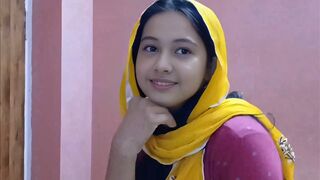 HOT INDIAN DESI FIRST TIME SUCKING DICK