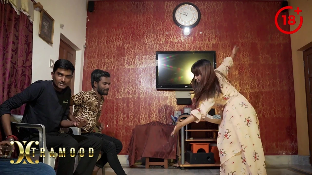 INDIAN SEXY QUEEN TINA – NUDE DANCE WITH HARDCORE FUCKING