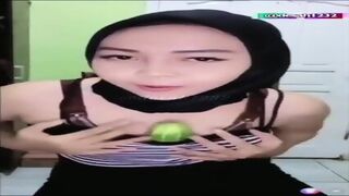 Sekar Jilbab Hitam Colmek