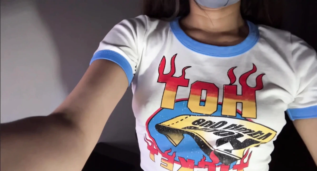 Pinay Cam Girl Gets Super Horny – Wet Messy Masturbation & Big Live Orgasm
