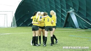 Ana Rose & Cayla Lions get to work taking two guys each in this orgy