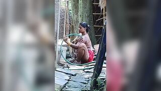 Desi sexy bhabhi bathing in outdoor