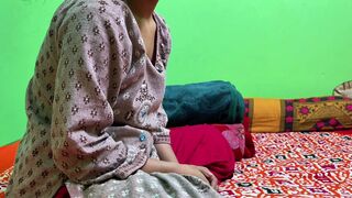 A beautiful newly married wife was fucked by her neighbourr