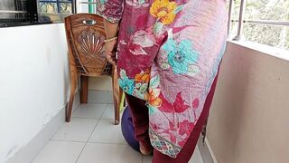 Desi village girl tight pussi fingering video, desi tight pussi first time fingering, village girl xx video