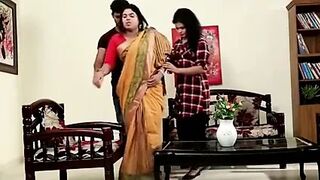 Sexy indian aunty
