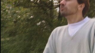 It's great to fuck someone in the asshole and give a blowjob at the same time in the car.